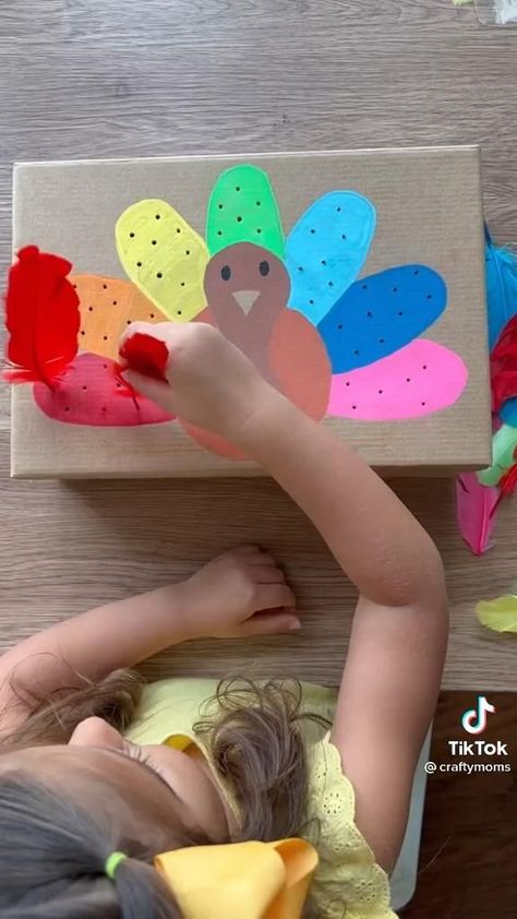 Montessori Turkey Activities, Nursery Activities 1-2, Nursery Creative Activities, Nursery Activity Ideas Learning, Montessori Activities For 2-3, Activity Boxes For Toddlers, Nursery Activity Ideas 2-3, Busy Boxes For Kindergarten, Sensory Boxes For Toddlers