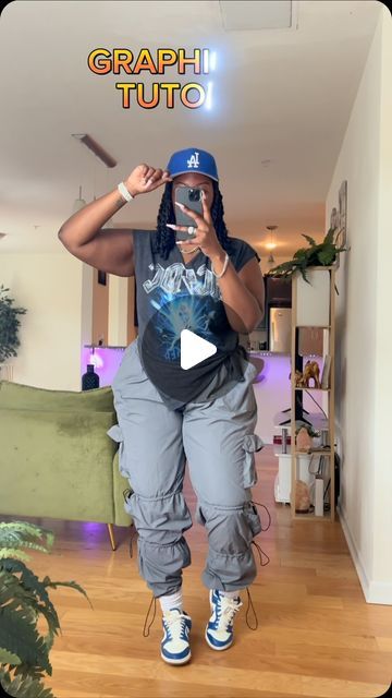 Dominique | Fashion Creator on Instagram: "Yall Was READYYY to HUNT ME DOWN for this!! - HERE YA GO GIRLIESS ❤️‍🔥😭😭🙌🏾  CUT TSHIRT TUTORIAL !   #Itgirl #styleinspo #inspo #explore #ootd #grwm #explorepage #outfitideas #blackgirlmagic #blackgirlfashion #styletips #thatgirl #foryoupage #fashioninfluencer #fashioninfluencers #fashionoutfitsblackgirl #tryonhaul #curvy #curvygirl #curvyinfluencer #fashionoutfits" T Shirt Tutorial, Fashion Creator, Graphic Tee Outfits, Chill Fits, Tee Outfit, Cut Tshirt, Swag Outfits, My Vibe, Beach Outfit