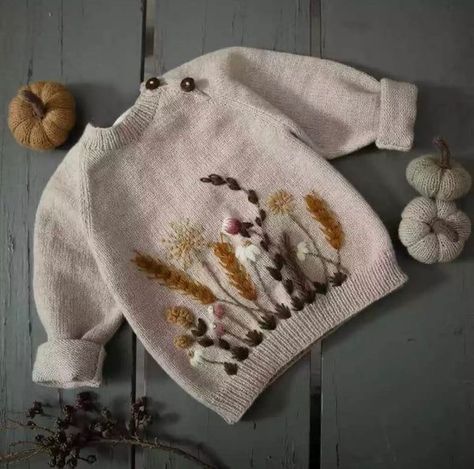 Pull Bebe, Knitted Baby Clothes, Pola Sulam, 자수 디자인, Embroidered Sweater, Baby Sweaters, Toddler Kids, Baby Outfits