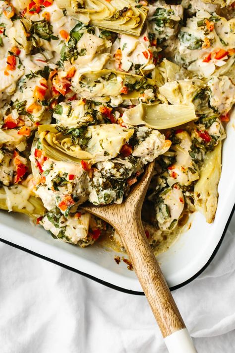 This spinach artichoke chicken bake recipe is an easy and healthy dinner idea that double duties as the perfect meal prep recipe! Spinach Artichoke Chicken Bake, Artichoke Chicken Bake, Chicken Bake Recipe, Chicken Artichoke, Spinach Artichoke Chicken, Artichoke Chicken, Artichoke Recipes, Chicken Bake, Low Carb Dinner Recipes