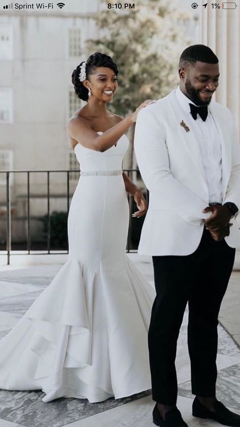 First Look Wedding Photos Black Couple, Wedding Picture Ideas Black People, Groom Suit Black Man, All White Bride And Groom, Classy Bride And Groom, Black Groom Suit, Wedding Moments Photography, Black People Weddings, Groom Suit Black