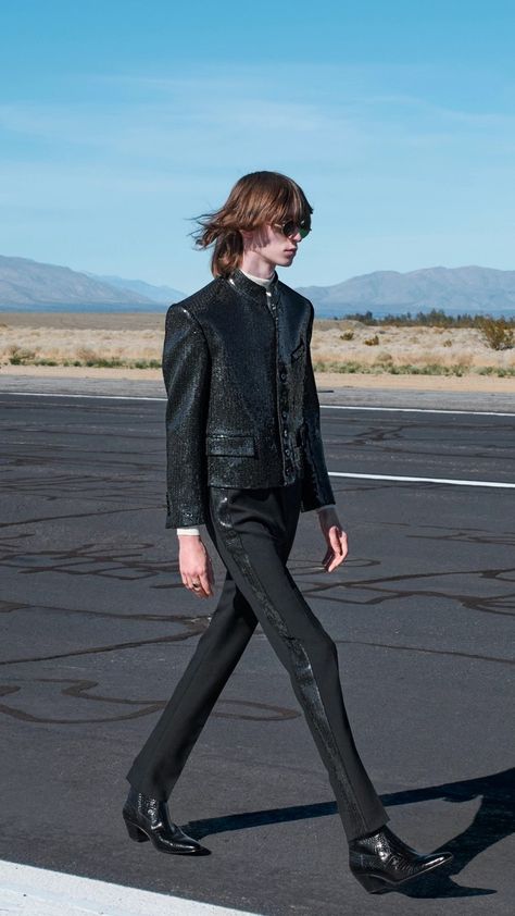 Hedi Slimane, Well Dressed, Runway Fashion, Men's Fashion, Personal Style, California, Vogue, Outfit Inspo, Hair Styles