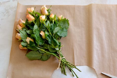 How to Wrap Flowers in Brown Paper! - The Graphics Fairy Flowers Bouquet Brown Paper, Flowers In Brown Paper, Wrap A Bouquet In Paper, Wrap A Bouquet, Gold Foil Diy, Paper Flower Diy, Wrap Flowers, The Graphics Fairy, How To Wrap