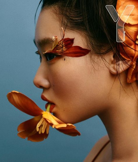 ▲ Editorial Floral Shoot, Floral Editorial Shoot, Flower Photography People, Flower Editorial Photography, Orchid Photoshoot, Flower Photoshoot Editorial, Futuristic Photoshoot, Yoon Young Bae, Flower Portrait