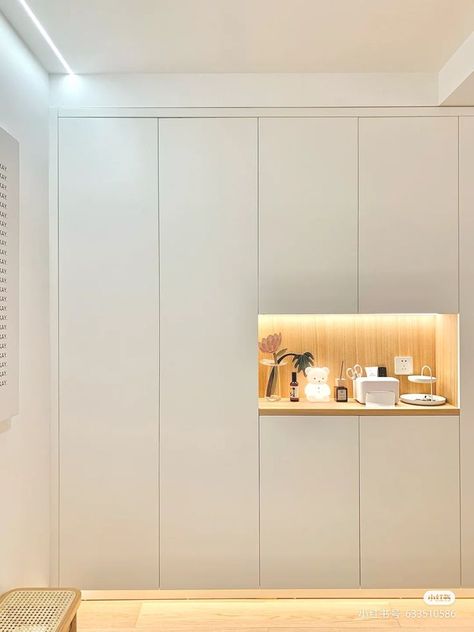 Modern Office Furniture Design, Shoe Cabinet Design, Hall Cabinet, Japandi Home, Outdoor Kitchen Cabinets, Bedroom Cupboard, Clothing Store Design, Hall Furniture, Home Hall Design