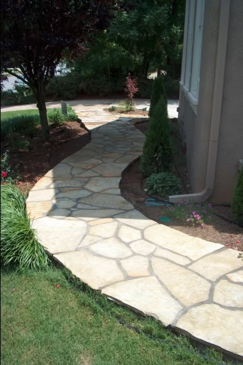 Slate Walkway, Sandstone Patio, Flagstone Pathway, Flagstone Pavers, Stone Walkways, Wallpaper Colourful, Pathway Ideas, Garden Walkways, Flagstone Walkway