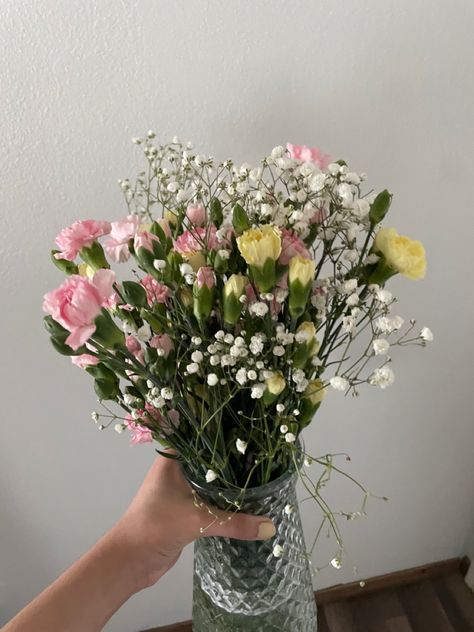 Fresh Flower Aesthetic, Aesthetic Plants, Dainty Flowers, Cute Coquette, Boquette Flowers, Flower Business, Spring Girl, Bloom Blossom, Flower Shower