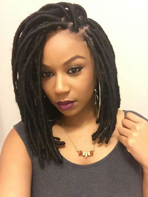 Fauxlocbob, fauxloc, goddesslocs, braids install by bruce_vi Long Dreadlocks, Faux Dreads, Bob Braids Hairstyles, Bob Braids, Faux Locs Hairstyles, Pelo Afro, Crochet Braids Hairstyles, Sisterlocks, Chic Hairstyles