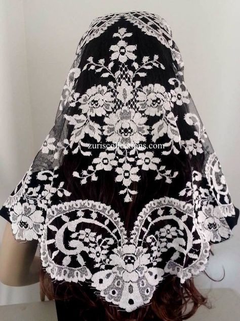 We sale high quality Spanish Lace Mantillas used for Prayer. The art of prayer veiling is here to stay.  Vendemos alta calidad velos de iglesia, Chalinas Españolas, Importadas de Espana. Chapel Veil Catholic, Lace Mantilla Veil, Spanish Lace, First Communion Veils, Sunday Clothes, Communion Veils, Lace Mantilla, Mantilla Veil, Beautiful Veil