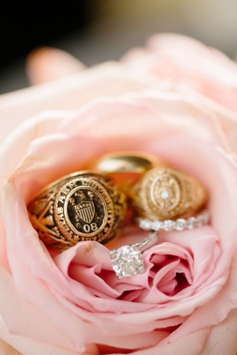 A sweet Aggie engagement photo! I don't think I'd place it all in a pink rose (at LEAST use yellow!), but how y'all meet can be incorporated into some of the images! Aggie Wedding Ideas, Aggie Ring Day Pictures, Aggie Ring Pictures, Texas A&m Wedding, Texas A&m Ring Day, Aggie Ring Dunk, College Graduation Pictures Texas A&m, Aggie Ring Day, Aggie Wedding