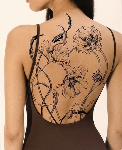 Tulip Tattoo Design, Back Flower Tattoo, Floral Back Tattoos, Abstract Tattoo Ideas, Taboo Tattoo, Floral Thigh Tattoos, Organic Tattoo, Tulip Tattoo, Girl Back Tattoos