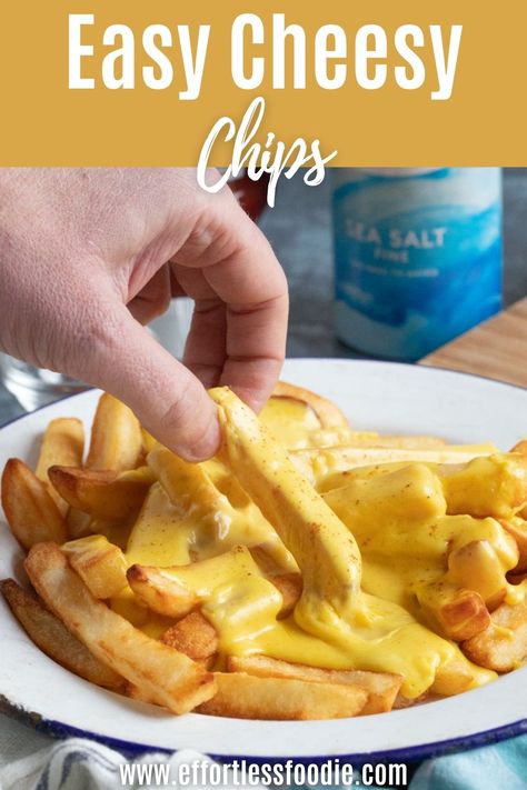 A British chip shop classic, these easy cheesy chips are comfort food in a bowl, and can be made with very little effort at home! Simple Cheese Sauce, Oven Chips, Cheesy Chips, Bacon Chips, Cheesy Fries, Cream Cheese Danish, Hot Cheese, Fish And Chip Shop, Pizza Recipes Easy