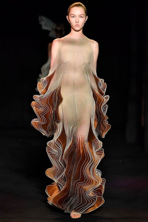 Sleek Chic, Nature Pattern, Iris Van Herpen, Couture Week, Fashion Week Runway, Fashion 2024, Looks Chic, 가을 패션, Fall 2018