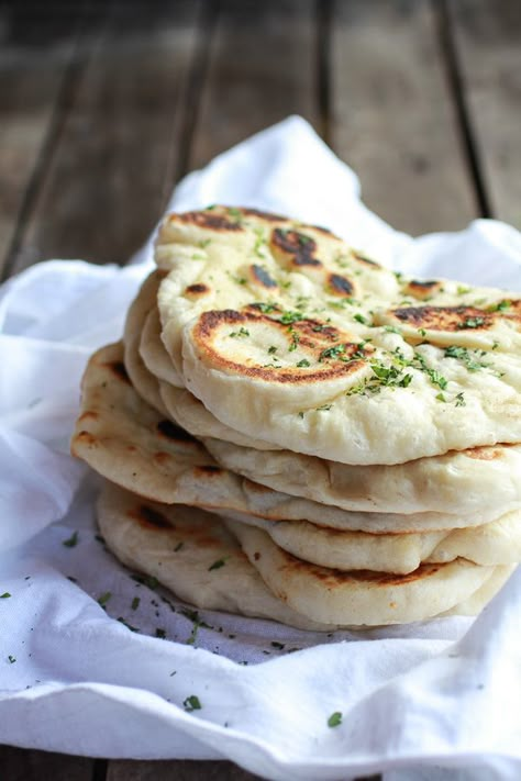 Homemade Naan (with step-by-step photos) | halfbakedharvest.com Garlic Naan Bread Recipe, Pane Naan, Butter Naan, Homemade Naan, Recipes With Naan Bread, Garlic Naan, Half Baked, Half Baked Harvest, Think Food