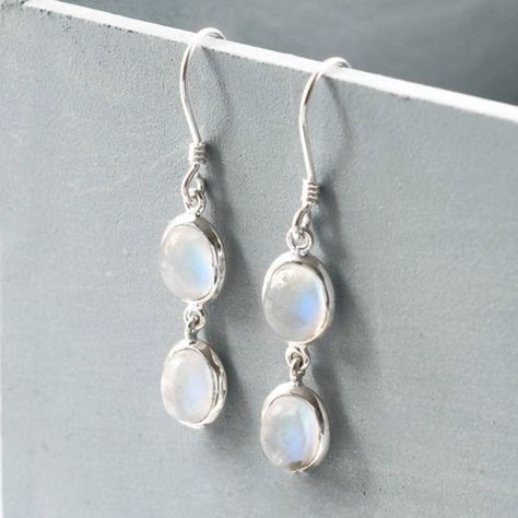 Moonstone Earring, Silver Earring, Designer Earring, White Rainbow, Designer Earrings, Boho Jewelry, Artisan Earring, Dangle Earrings, Crystal Earrings, Gift For Her, Gift For Mom, Christmas Gift Roman Jewellery, Roman Jewelry, Bubble Earrings, Oval Earrings, Oval Earring, Moonstone Earrings, Natural Rainbow, Online Earrings, 925 Sterling Silver Earrings