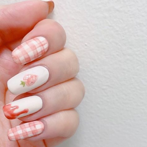 Strawberry Nails, Sinful Colors, Cream Nails, Pretty Gel Nails, The Bomb, Kawaii Nails, Toe Nail Designs, Cute Nail Art, Nail Art Galleries