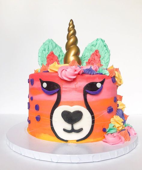 Cheetah Unicorn Cake, Rainbow Cheetah Cake, Cheetah Cake, Cheetah Cakes, Cheetah Party, Fairy Birthday Cake, Fairy Birthday, Sunset Colors, Rainbow Cake