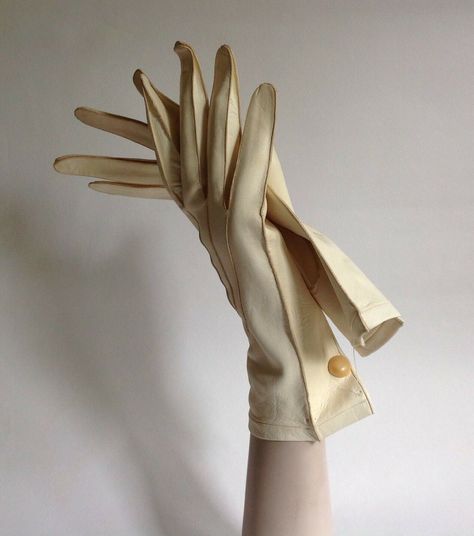 Vintage Gloves 1950s, 1950s Gloves, Elbow Length Gloves, Gloves Vintage, Evening Gloves, Kid Gloves, Vintage Gloves, Cold Weather Gloves, Spring Ideas