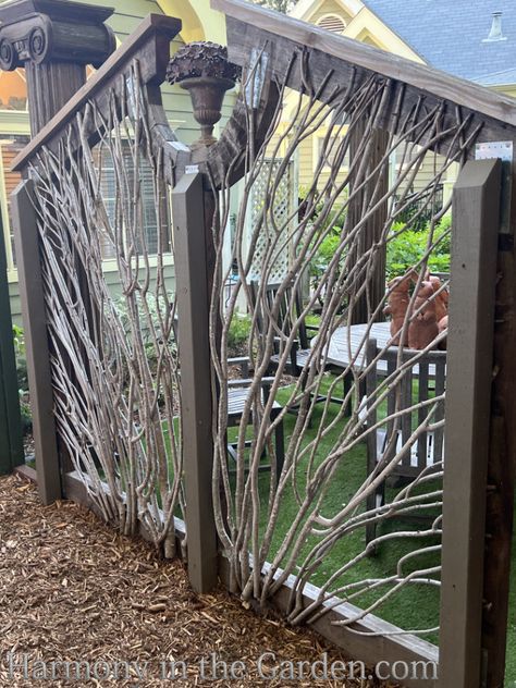 Stick Trellis Branches, Tree Branch Privacy Fence, Rustic Trellis Ideas Tree Branches, Stick Fence Diy Branches Wood, Diy Twigs And Branches Decor, Twig Fences Tree Branches, Stick Arbor, Stick Art Branches, Tree Limb Projects Diy Ideas