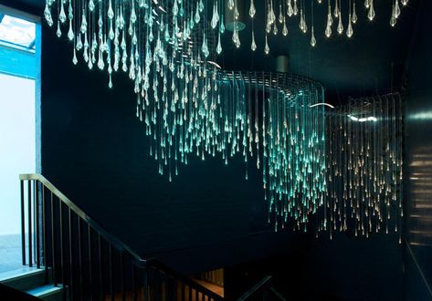 . Droplet Chandelier, Decoration Restaurant, Simple Decoration, Artistic Installation, Light Installation, Light Art, Shopping Mall, Design Element, Lighting Fixtures