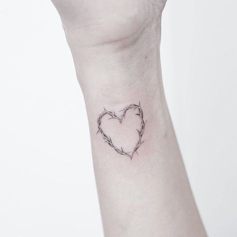 Heart shaped thorn Heart With Thorns Tattoo, Thorn Heart Tattoo, Heart With Thorns, Thorns Tattoo, Rose Heart Tattoo, Crown Tattoos For Women, Remember Tattoo, Thorn Tattoo, Simple Tats