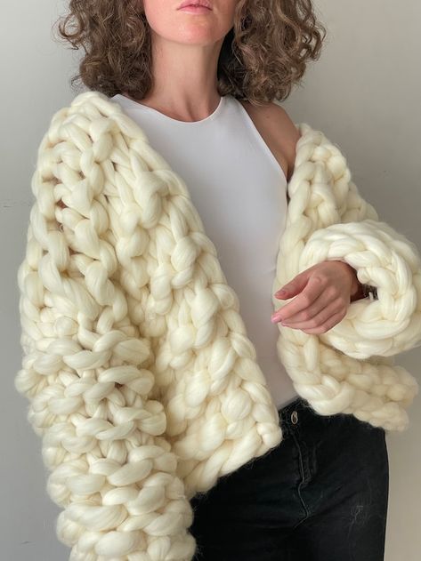 YourYarnUa - Etsy.de Cropped Knit Cardigan, Oversized Vest, Oversized Sweater Cardigan, Warm Cardigan, Oversized Knit Cardigan, Merino Wool Cardigan, Chunky Cardigan, Chunky Knit Cardigan, Open Knit Cardigan