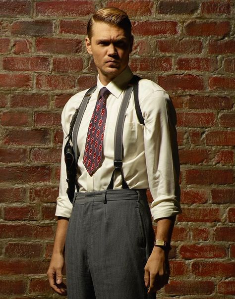 Howard Stark, Jack Thompson, Detective Outfit, Jazz Outfits, 40s Outfits, 1920s Mens Fashion, Detective Aesthetic, Aesthetic Outfits Men, Suspenders Men