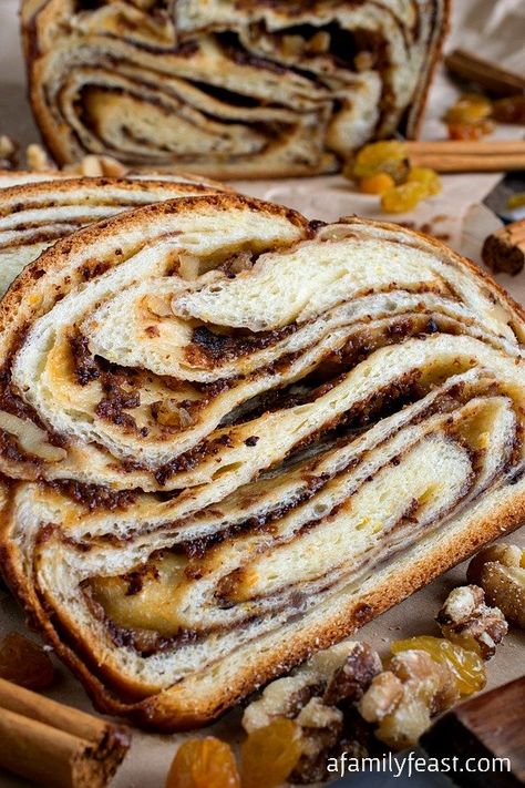 Cinnamon Babka Recipe, Cinnamon Babka, Babka Bread, Babka Recipe, Swirl Bread, Cinnamon Swirl Bread, Cinnamon Raisin Bread, Swirled Bread, Cinnamon Raisin