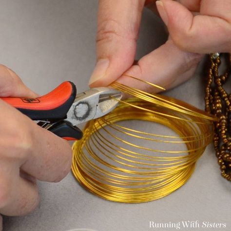 How To Make Beaded Napkin Rings With Tassels - Running With Sisters Elegant Napkin Rings, Napkin Rings Diy, Beaded Napkin Rings, Handmade Napkins, Rings Diy, How To Make Tassels, Strung Beads, Fall Crafts For Kids, Diy Crystals