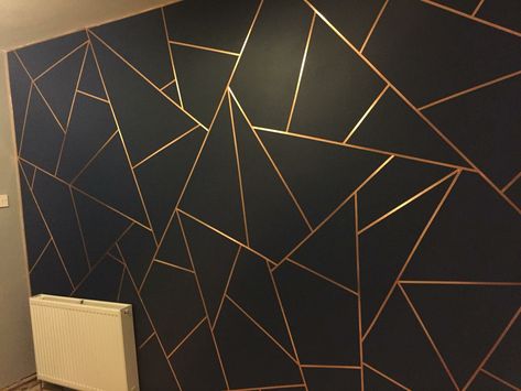 Black And Gold Painted Walls, Black And Gold Wall Design, Black And Gold Wall Paint Ideas, Black And Gold Accent Wall, Black Gold Abstract, Room Paint Designs, Beautiful Wall Painting, Gold Accent Wall, Simple Wall Paintings