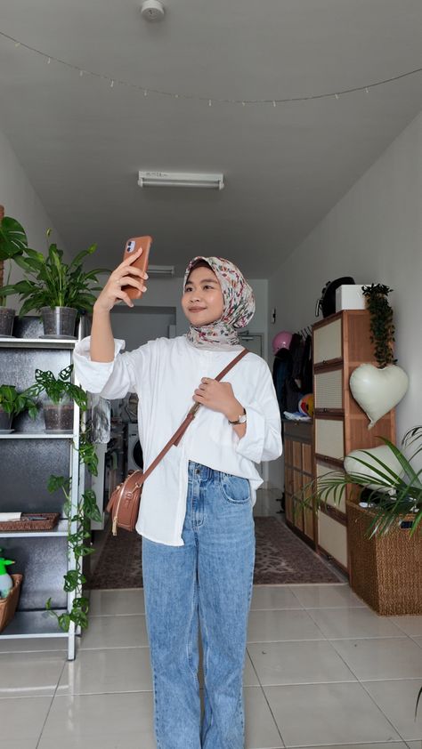 Hijab Jeans, Square Hijab, Jeans White, White Blouse, White Jeans, Square, White