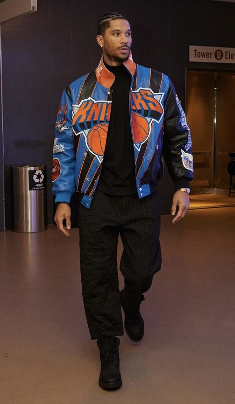 Knicks Outfit, Knicks Basketball, Nba Fashion, Varsity Letterman Jackets, Aviator Jackets, Letterman Jacket, Denim Jacket Men, New York Knicks, Tracksuit Women