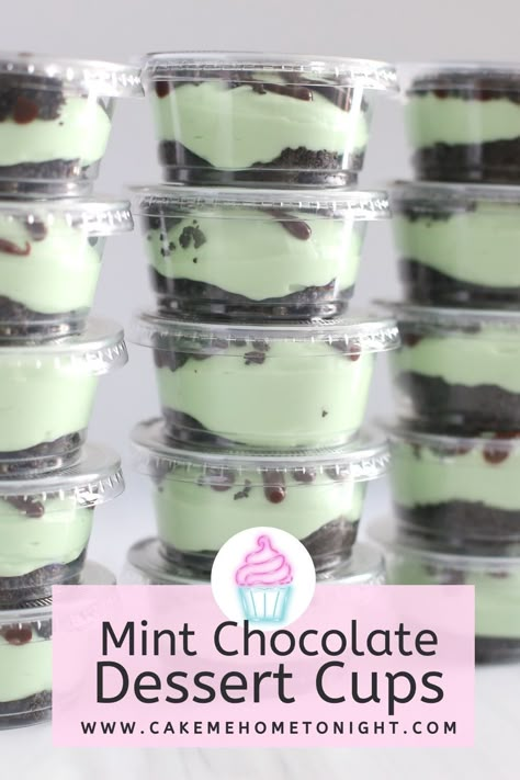 Mint Chocolate Dessert Cups are a fun and easy no bake dessert recipe! Mint chocolate cookie crust with mint cream filling and chocolate ganache! These dessert cups are great for parties, are portable, and taste amazing! Cake Me Home Tonight Dessert Cups, Individual Dessert Parfaits, Jello Cup Desserts, Pudding Cups Christmas Ideas, Desserts For Teachers, Mini Trifle Cups, Fall Dessert Cups, Christmas Mini Desserts Bite Size, Easy Individual Desserts For A Crowd