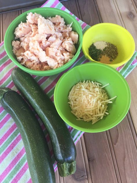 Italian Zoodles with Chicken & Parmesan {THM, Low Carb, Gluten Free} Zoodles With Chicken, Montana Kitchen, Trim Healthy Mama Plan, Counting Carbs, Berry Sauce, Thm Recipes, Healthy Recipies, Chicken Main Dishes, Eat Lunch