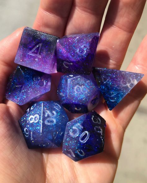 Cool Dnd Dice, Dragon Dies, Dungeons And Dragons Dice, Polyhedral Dice, D&d Dungeons And Dragons, Magic The Gathering, The Gathering, Tabletop Games, Roleplaying Game