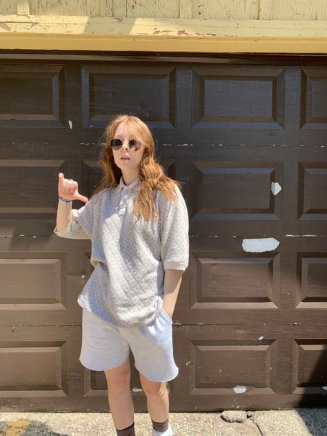 androgynous summer shorts - Ecosia - Images Baggy Clothes For Summer, Masculine Billie Eilish, Baggy Summer Outfits Shorts, Baggy Summer Clothes, Masc Fashion Women Summer, Masc Outfits Summer Women, Adrogonus Outfits Summer, Masculine Girl Aesthetic, Masculine Outfits For Women Summer