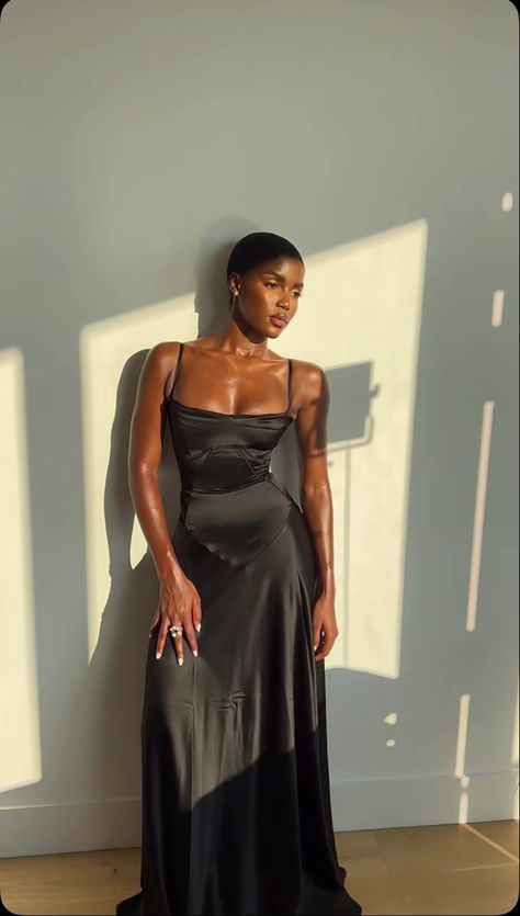 Modest Black Femininity Aesthetic, Dark Feminine Black Women, Minimalist Black Women, Black Feminine Outfit, Feminine Black Women, Black Femininity Aesthetic, Satin Prom Dresses, Chic Dress Classy, Black Femininity