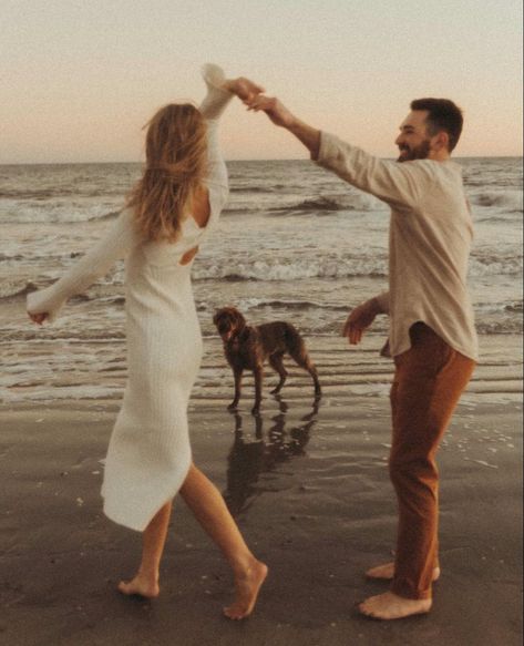 Couple And Dog Beach Photos, Timeless Engagement Photos Beach, Marsh Engagement Photos, Beach Town Engagement Photos, Engagement Photoshoot With Dog, Couple Shoot With Dog, Beach Engagement Photos With Dog, Proposal With Dog, Couples With Dogs Photography