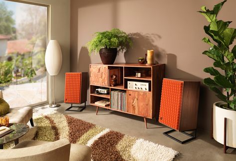 Jbl L100, Hifi Room, Classic Bookshelves, Home Theater Surround Sound, Listening Room, Audio Room, Bookshelf Design, Home Speakers, Hi-fi