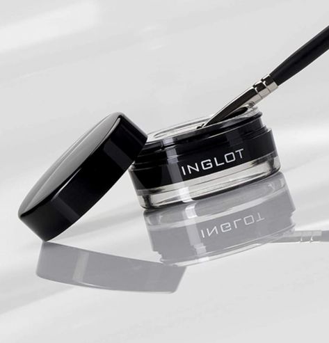 12 best smudge-proof eyeliners makeup artists love - TODAY Best Smudge Proof Eyeliner, Inglot Eyeliner, Smudge Proof Eyeliner, Kohl Eyeliner, Eyeliner Styles, Waterproof Liquid Eyeliner, Best Eyeliner, My Relationship, How To Apply Eyeliner