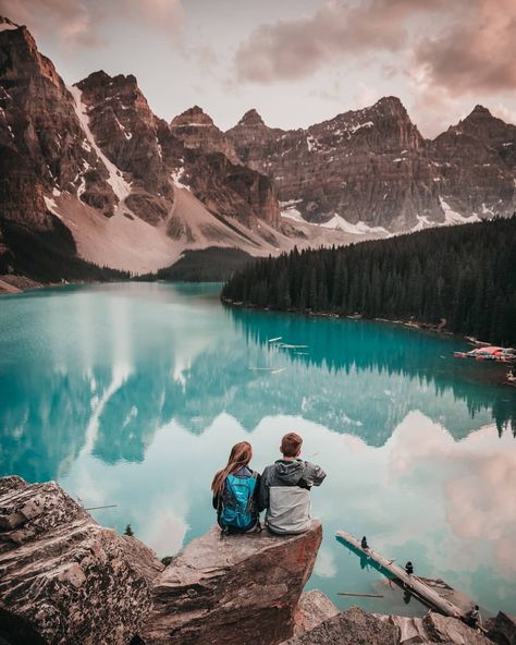 Canada Vibes, Canada Honeymoon, Romantic Picture, Canadas Wonderland, Couples Getaway, Banff Canada, Banff Alberta, Vision Board Pictures, Mountain Getaway