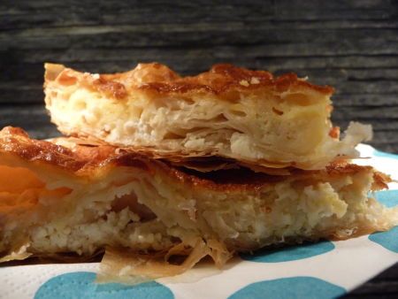 Simple Bulgarian Banitsa Banitsa Recipe, European Breakfast, Bulgaria Food, Europe Food, Bulgarian Food, Brunch Foods, Macedonian Food, Breakfast Desserts, Bulgarian Recipes