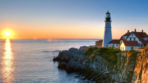 Maine, Portland Head Light Portland Head Lighthouse, New England Lighthouses, Portland Head Light, Maine Lighthouses, Portland Travel, Visit Maine, Lighthouse Photos, New England States, Beautiful Lighthouse