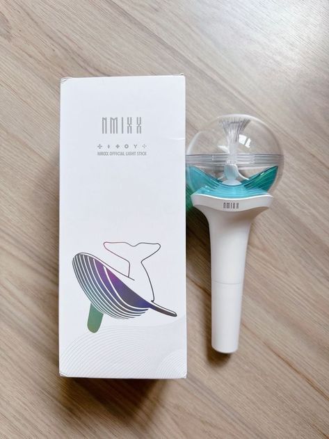 Nmixx Lightstick, Kpop Life, Kpop Lightsticks, Lightstick Kpop, Kpop Lightstick, Kpop Collection, Light Stick, Kpop Merchandise, Pop Collection