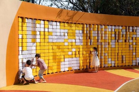 Playgrounds Architecture, Urban Playground, House Slide, Kindergarten Design, Interactive Walls, Children Park, Resort Pools, Playground Design, Interactive Installation