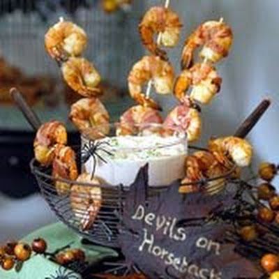 Devils on Horseback or Bacon-Wrapped Shrimp with a Chili-Garlic Remoulade @keyingredient #shrimp #bacon #appetizer Devils On Horseback Recipe, Halloween Decoration Themes, Devils On Horseback, Broiled Shrimp, Mayonnaise Sauce, Bacon Chili, Football Appetizers, Halloween Party Appetizers, Bacon Wrapped Shrimp