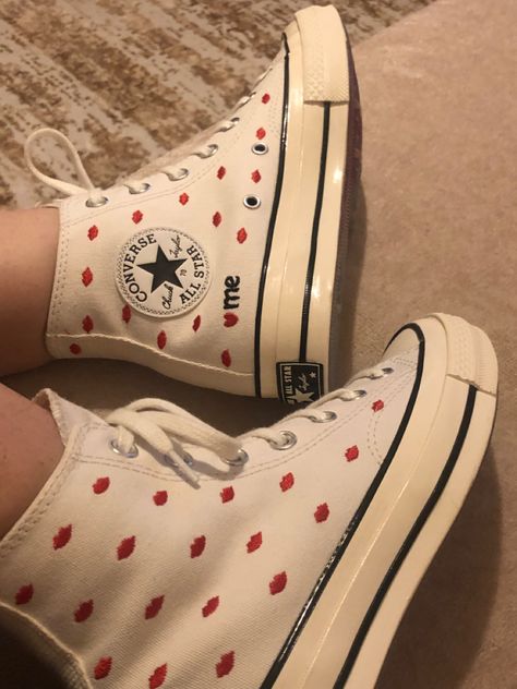 Heart Converse, Knee High Converse, Dr Shoes, Cute Sneakers, Aesthetic Shoes, Swag Shoes, Star Sneakers, Prom Shoes, Girls Sneakers