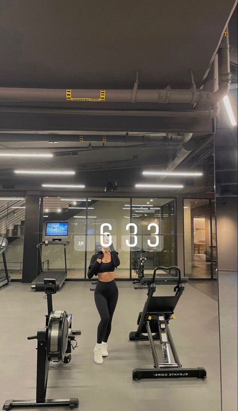 Treadmill Aesthetic, Andrew Huberman, Gym Pictures, Crossfit Workouts, Healthy Lifestyle Inspiration, High Intensity Interval Training, Pre Workout, Money And Happiness, Interval Training