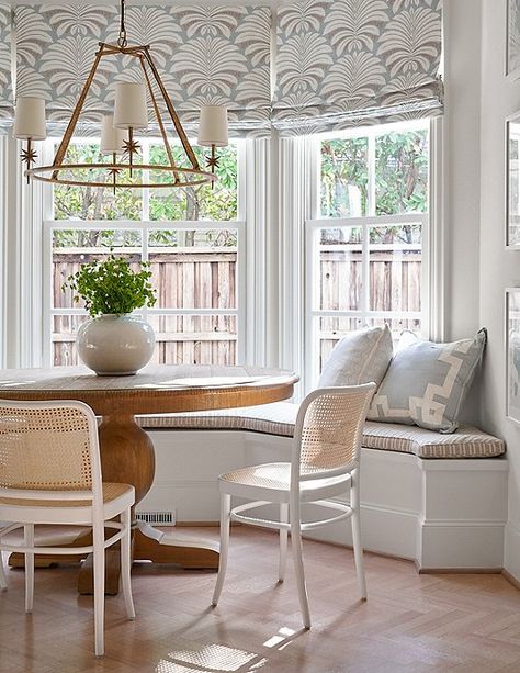 Trad with a Touch of Coastal Ease in Dallas Built In Dining Bench, Coin Banquette, Dallas Interior Design, Built In Banquette, Kitchen Banquette, Kitchen Nook, Dining Nook, Sunday Dinner, Modern Farmhouse Kitchens