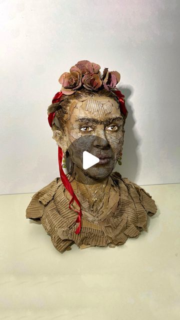 76K likes, 1,776 comments - gabrihel8 on June 10, 2022: "Frida kahlo in cardboard❤️ #art #artist #creative #artoftheday #sculpture" Cardboard Art Sculpture, Frida Kahlo Art, Cardboard Sculpture, Cardboard Art, Box Art, Cardboard Box, Art Day, Art Artist, Sculpture Art